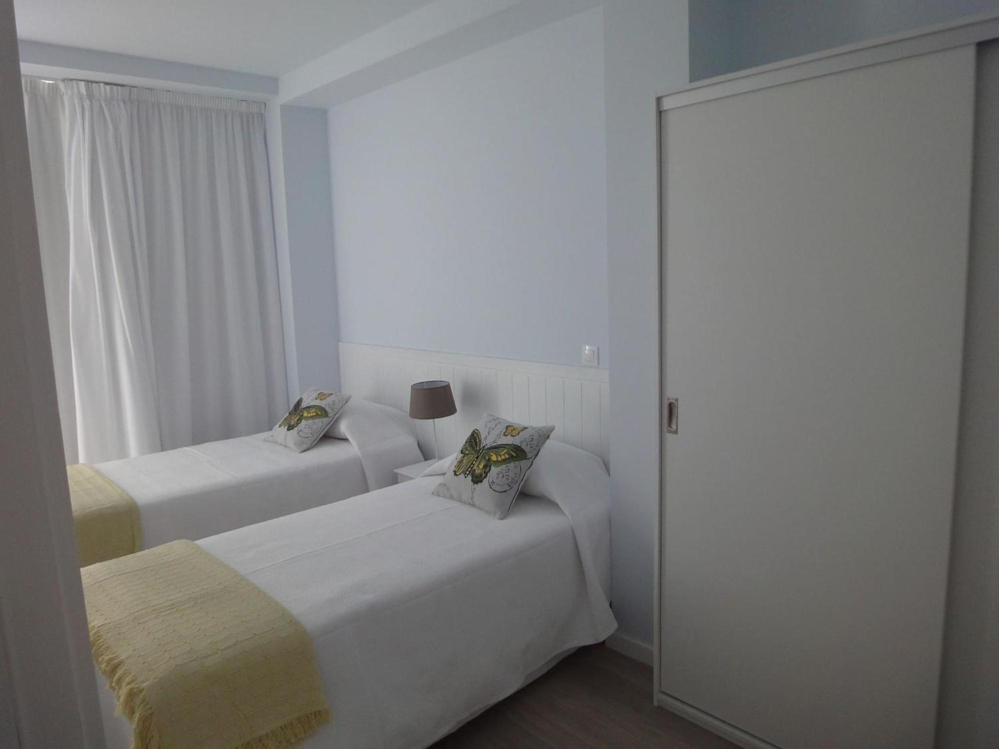 Apartamentos Almeida Garrett Ponta Delgada Extérieur photo